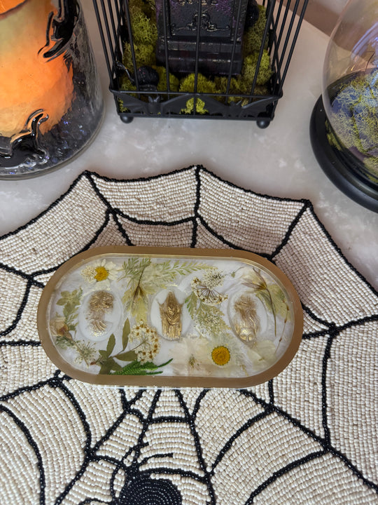 “White Cameo” Pill Tray