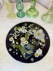 Dark Daisy Round Brie Board