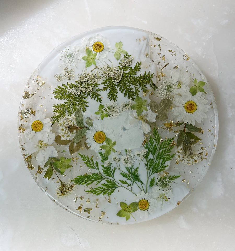 White + Gold Floral Round Murcia Board