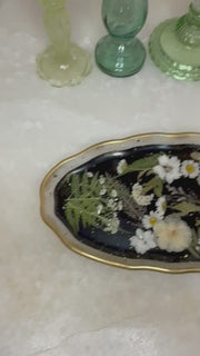 Dark Daisy Floral Artisan Long Tray