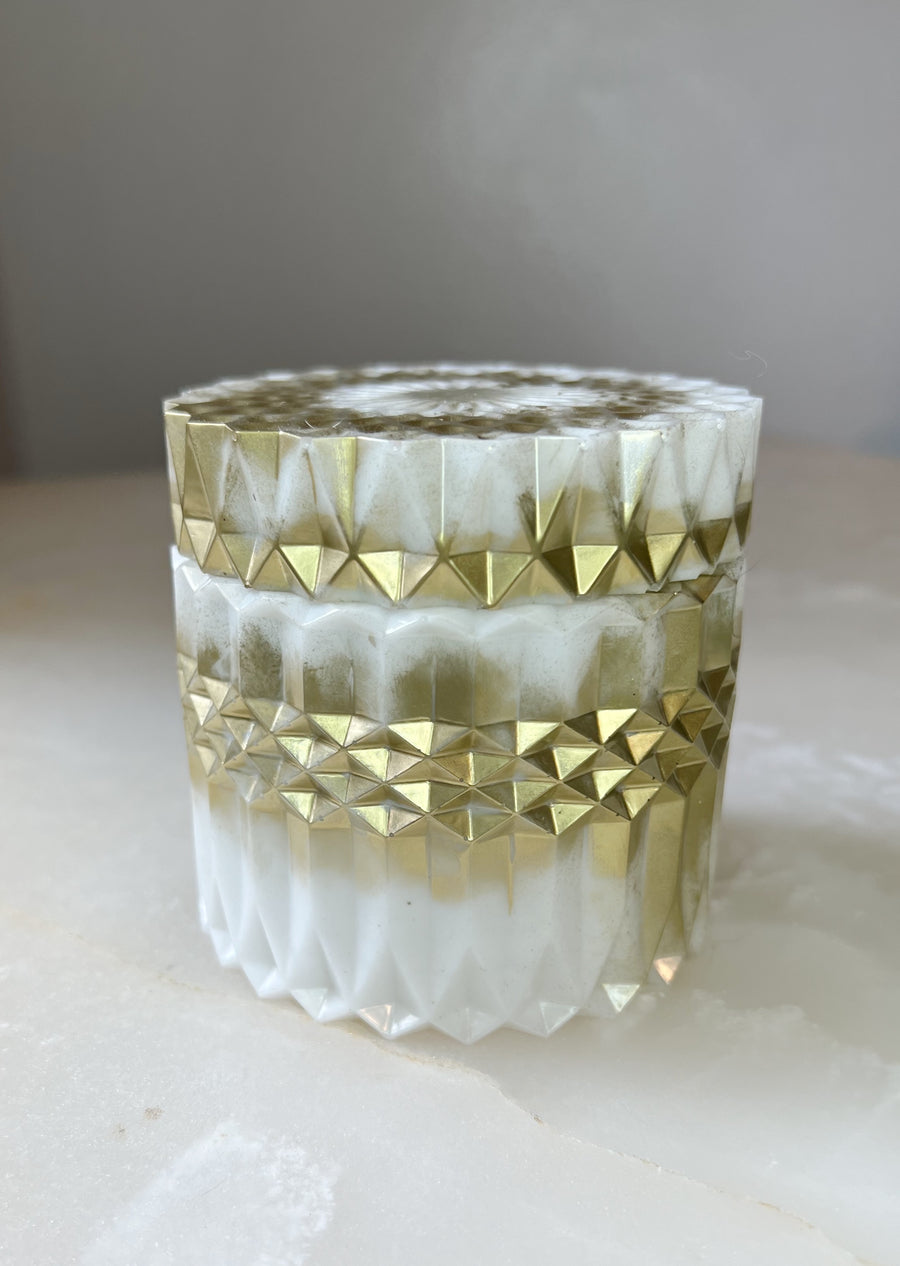 "White + Gold" Nouvelle Jar